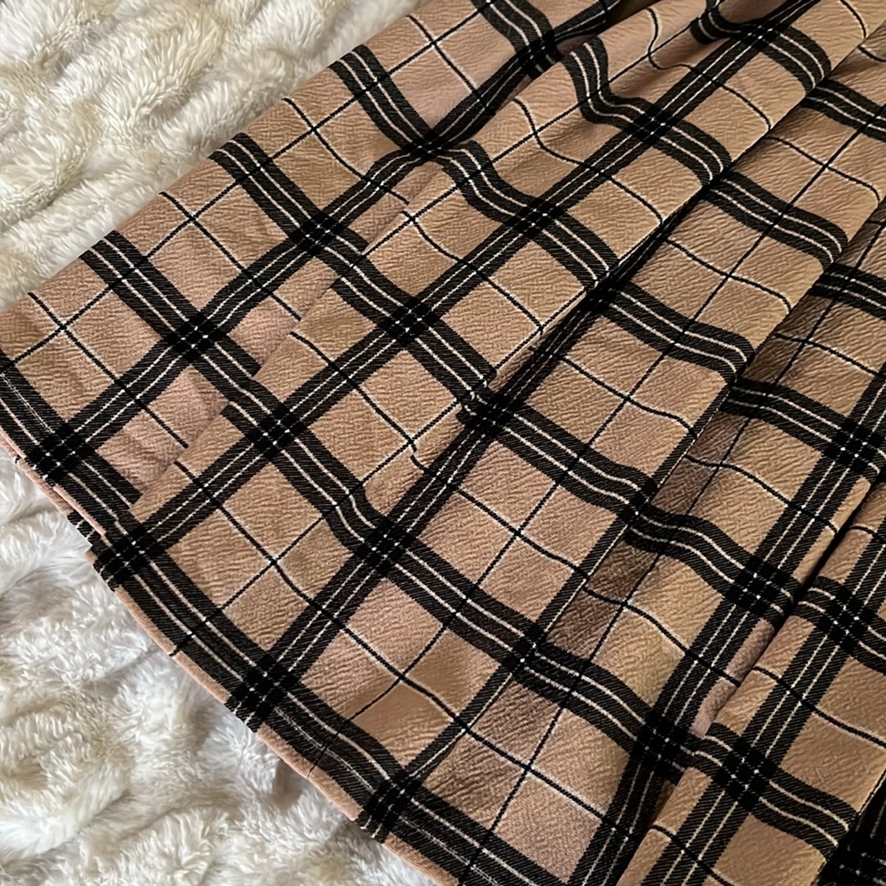 Rue21 Tan and Black Plaid Skater Skirt - Picture 3 of 9